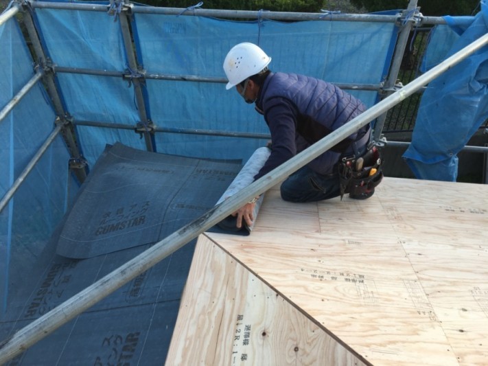 防水シート重ね状況