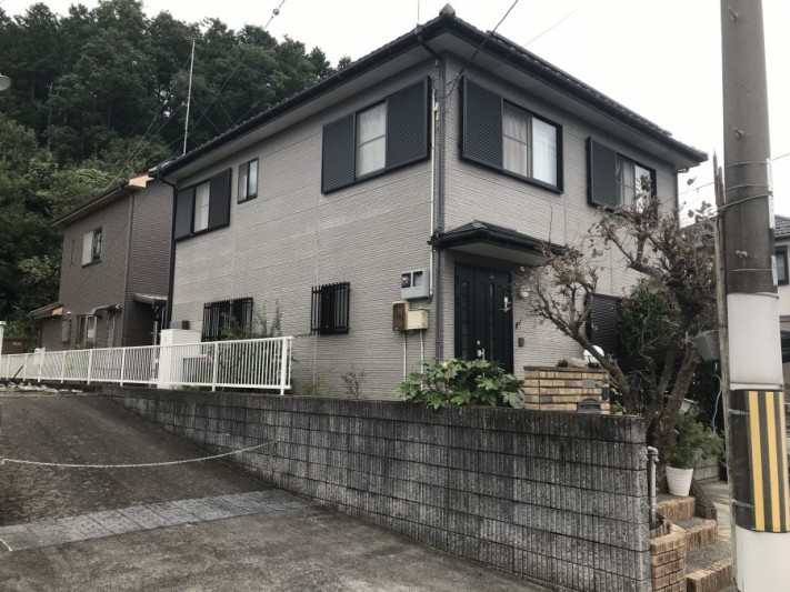 サイディング外壁の全景