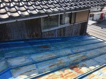 屋根と外壁の状況