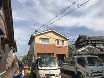 足場部材荷下し
