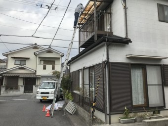 塩ビ波板交換