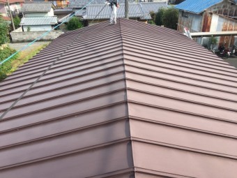 瓦棒葺き屋根を寸法取り