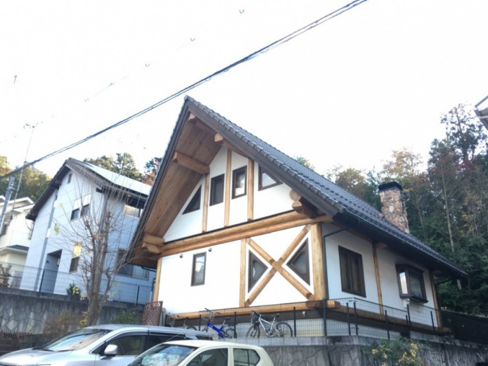 お宅の全景
