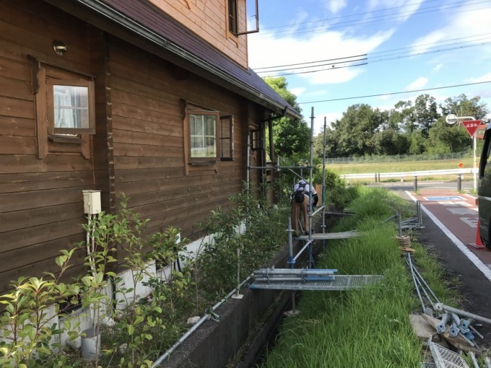 大津市足場組立途中