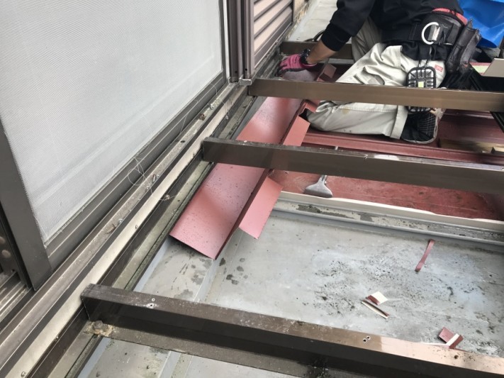 水切り及び雨押え板金取付