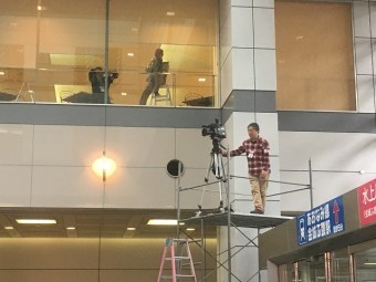 テレビ局