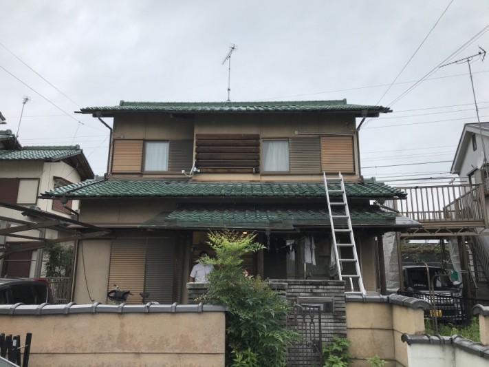 釉薬瓦全景