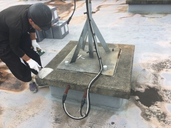 アンテナ基礎部分ケレン